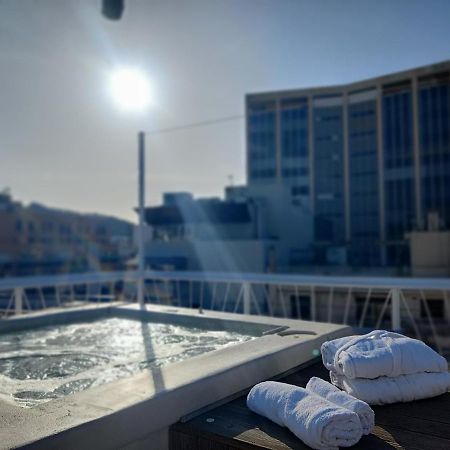 Unique Solar Penthouse With Jacuzzi And Sauna In Central Athen Eksteriør billede
